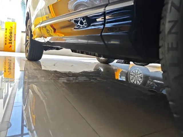 Roewe RX5 — Фото автомобиля 20