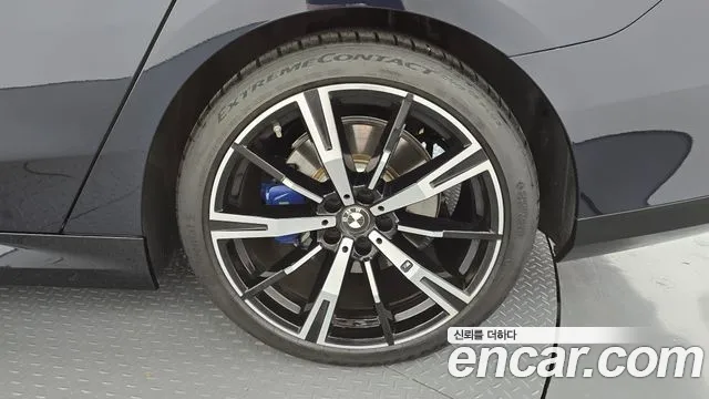 BMW 5-Series 5 серия (G60) 530i xDrive M Sport — Фото автомобиля 20