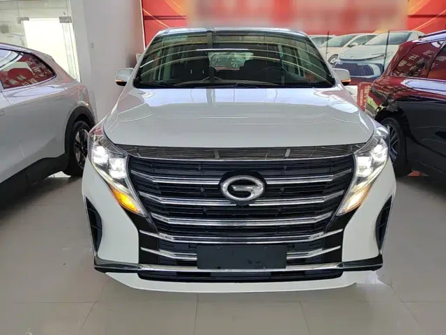 GAC Trumpchi M8 — Фото автомобиля 2