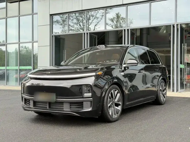 Фотография автомобиля — Li Auto L9
