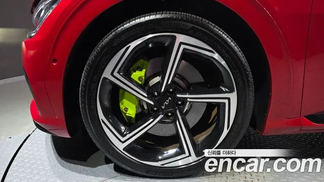Kia EV6 — Фото автомобиля 5