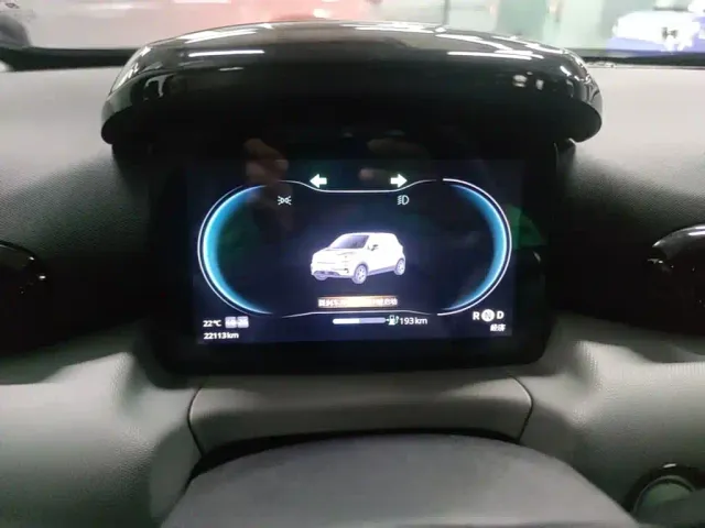 Leapmotor T03 — Фото автомобиля 11