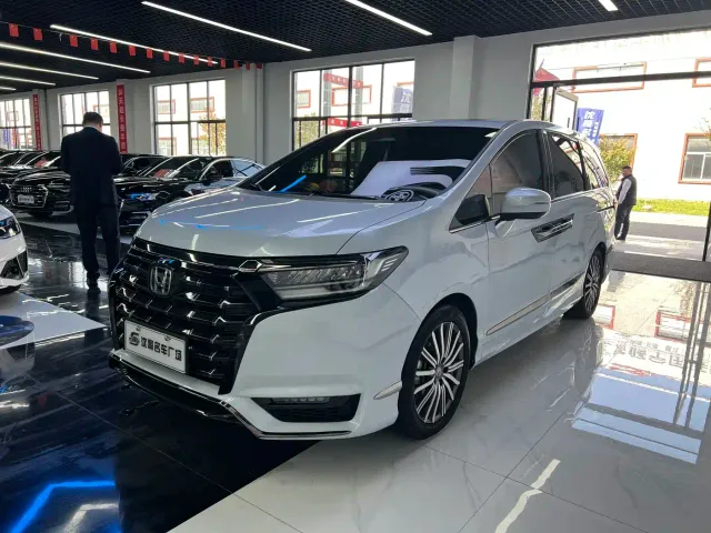 Фотография автомобиля — Honda Elysion