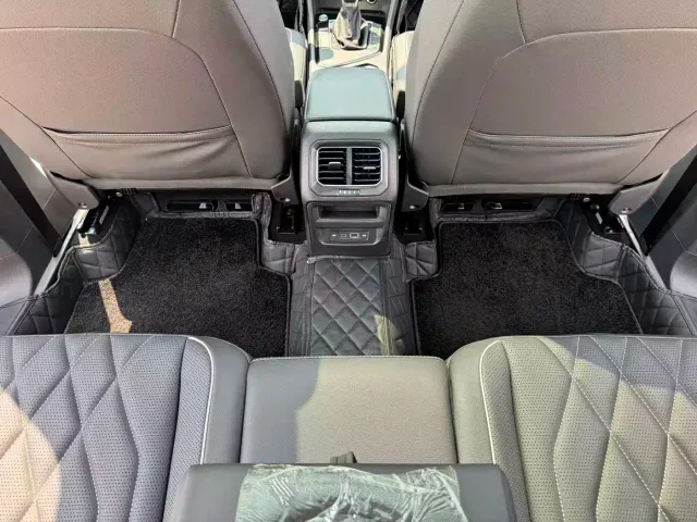 Volkswagen Tiguan L — Фото автомобиля 24