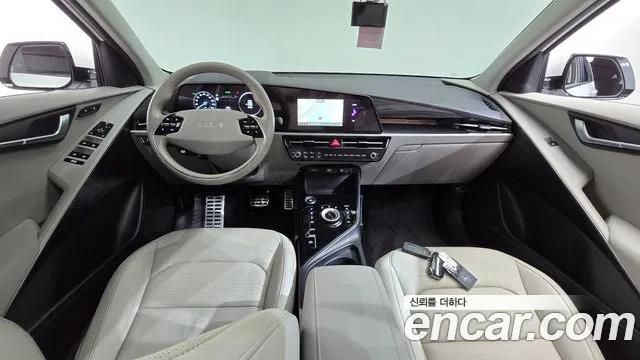 Kia Niro New — Фото автомобиля 10