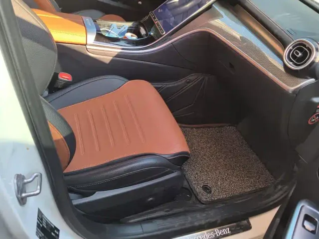 Mercedes-Benz C-Class — Фото автомобиля 8
