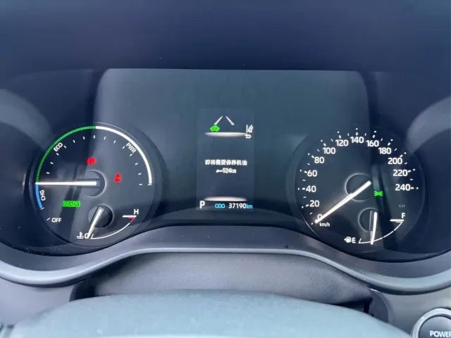 Toyota Sienna — Фото автомобиля 12
