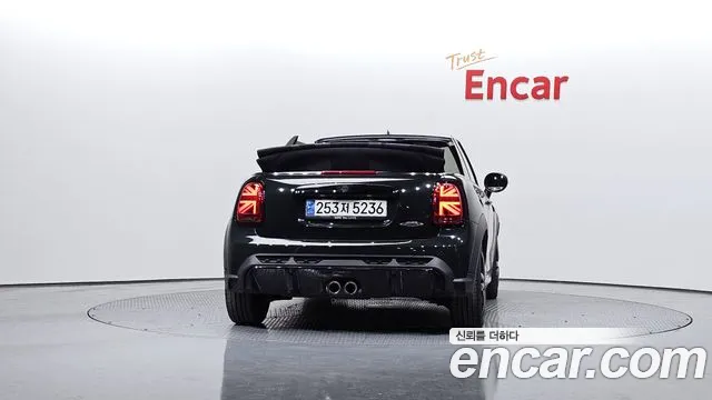 Mini Cooper Convertible — Фото автомобиля 4