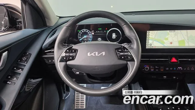 Kia Niro The All New Niro Signature — Фото автомобиля 10