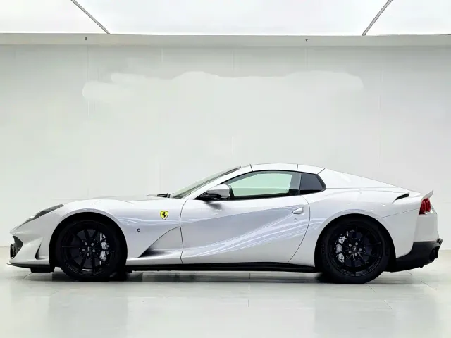 Ferrari 812 — Фото автомобиля 5