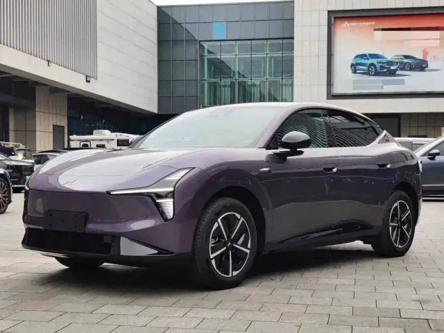 Фотография автомобиля — Xpeng MONA SUV