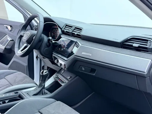 Audi Audi Q3 2021 35 TFSI Progressive Sport — Фото автомобиля 16