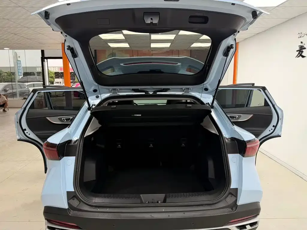 Chery Omoda 2022 1.5T CVT Boundary Edition — Фото автомобиля 11