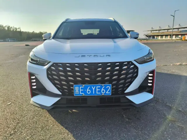 Фотография автомобиля — Jetour X70
