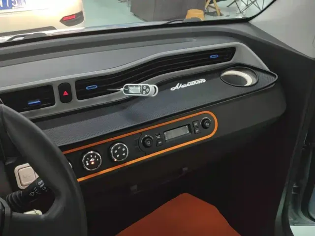 Wuling Hongguang Mini EV — Фото автомобиля 9