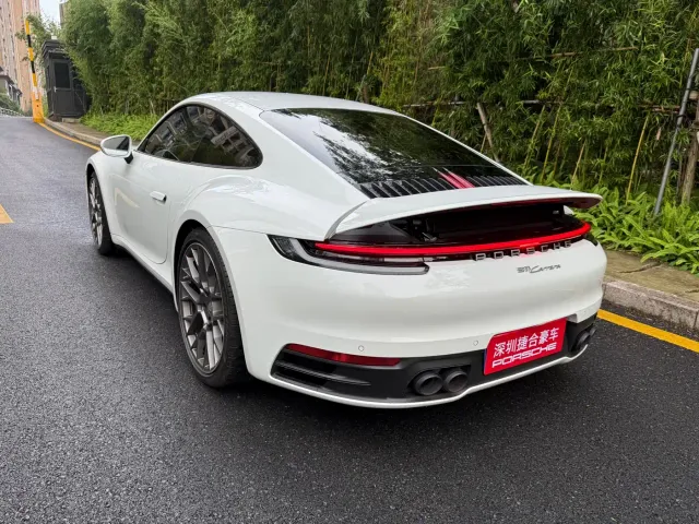 Porsche 911 — Фото автомобиля 4