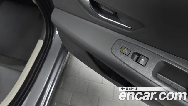Hyundai AVANTE Avante (CN7) — Фото автомобиля 28
