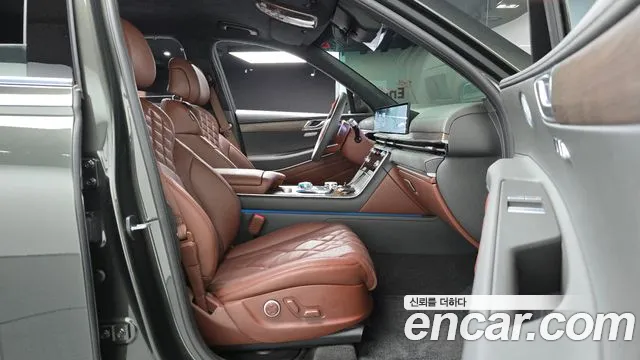 Genesis GV80 — Фото автомобиля 16