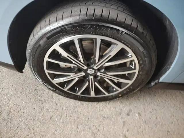 Leapmotor B10 — Фото автомобиля 22