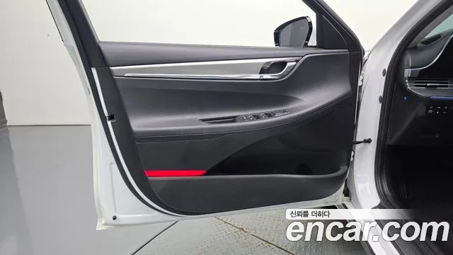 Hyundai Grandeur Grandeur (New) — Фото автомобиля 13