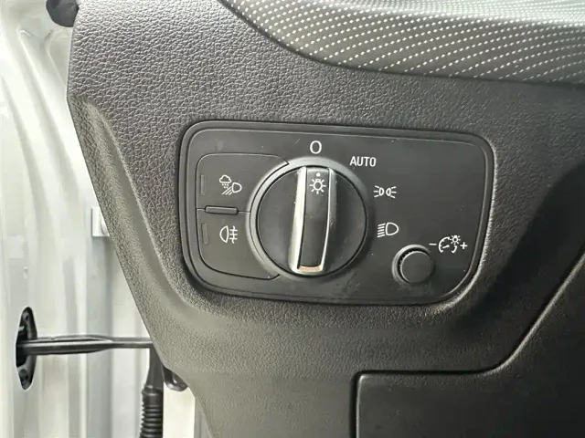 Audi Q2L — Фото автомобиля 18