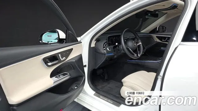 Mercedes-Benz E-Class — Фото автомобиля 10