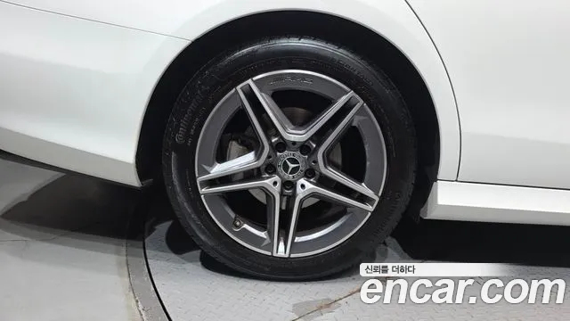 Mercedes-Benz E-Class W213 — Фото автомобиля 5
