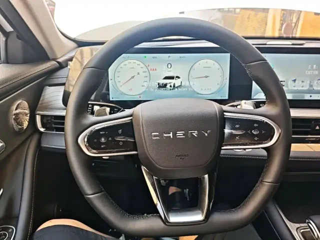Chery Arrizo 8 — Фото автомобиля 10