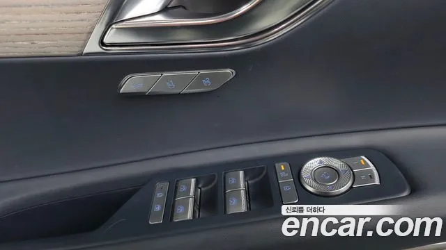 Genesis GV80 2.5T Бензин AWD — Фото автомобиля 24