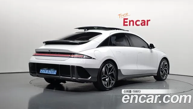 Hyundai Ioniq 6 — Фото автомобиля 2