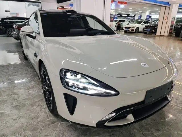Xiaomi SU7 — Фото автомобиля 3