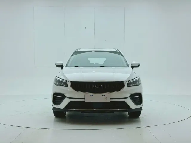 Geely Emgrand S — Фото автомобиля 2