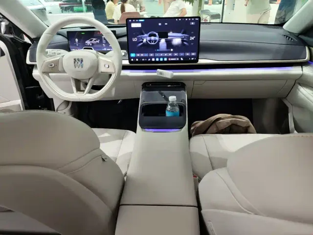 Buick Electra L7 — Фото автомобиля 9