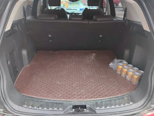 Land Rover Discovery Sport — Фото автомобиля 4