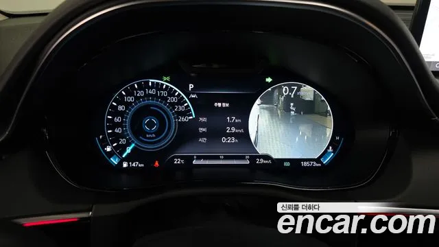 Genesis GV70 — Фото автомобиля 8
