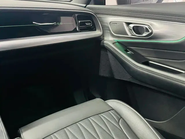 GAC Trumpchi GS8 — Фото автомобиля 16