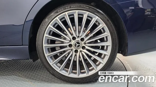 Mercedes-Benz C-Class W206 — Фото автомобиля 6