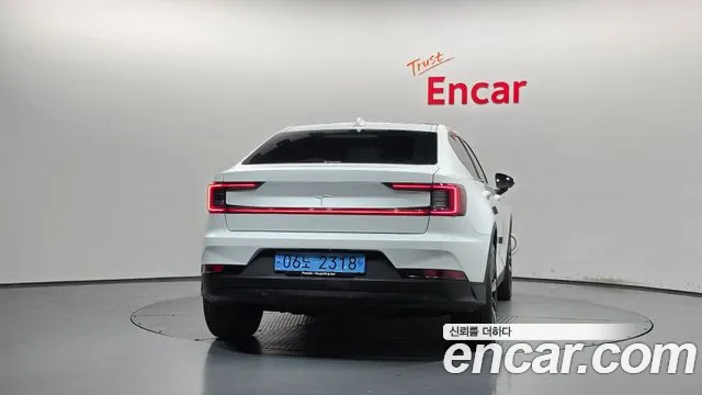 Polestar 2 — Фото автомобиля 4