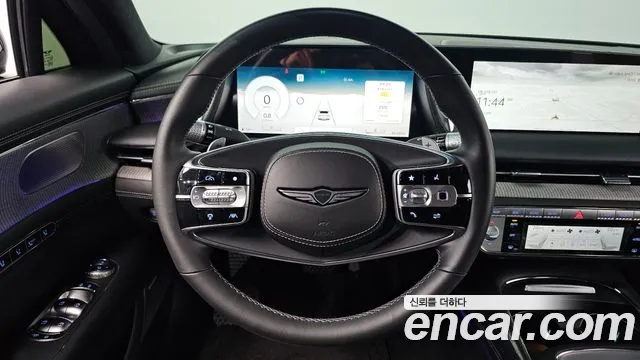 Genesis G90 Бензин 3.5 турбо AWD — Фото автомобиля 12