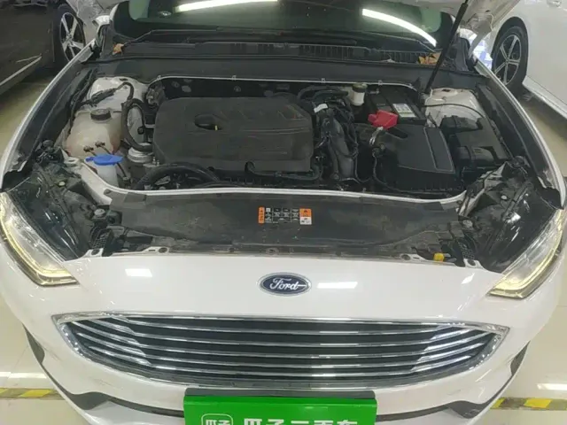 Ford Mondeo — Фото автомобиля 19