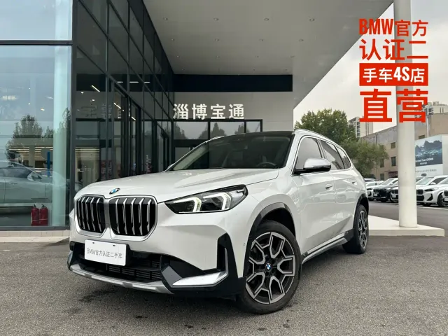 Фотография автомобиля — BMW X1