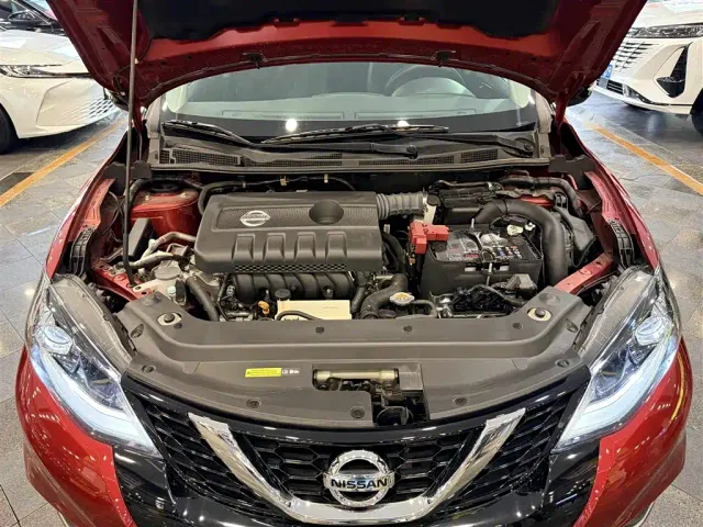 Nissan Tiida — Фото автомобиля 27