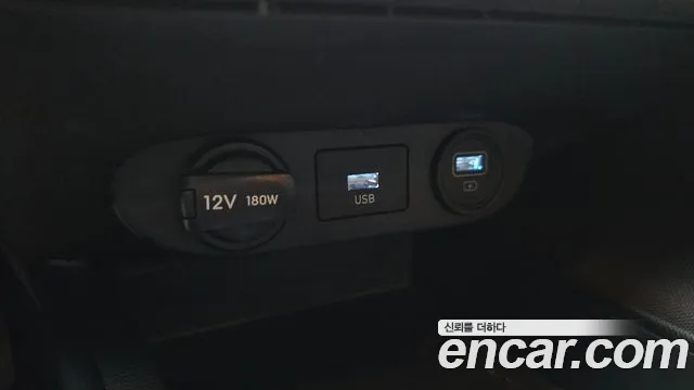 Hyundai AVANTE Avante (CN7) — Фото автомобиля 16