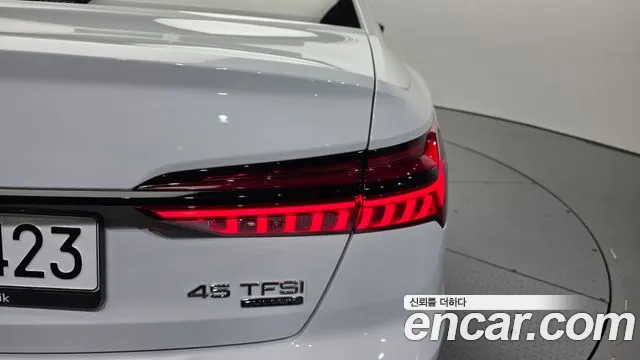 Audi A6 45 TFSI quattro Premium — Фото автомобиля 19