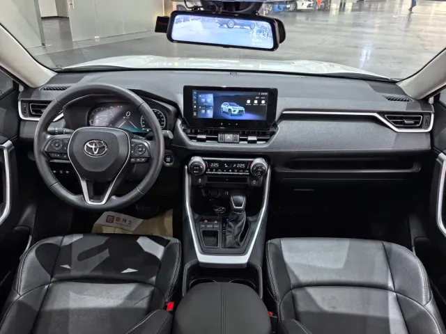 Toyota Wildlander — Фото автомобиля 5