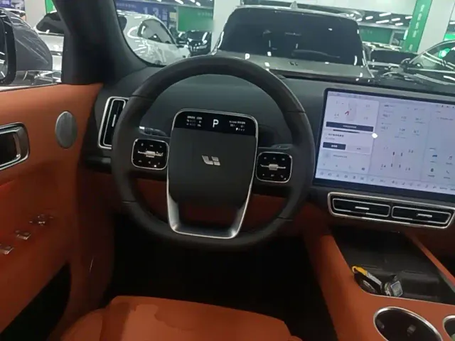 Li Auto L7 — Фото автомобиля 10