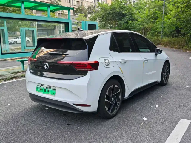 Volkswagen ID.3 — Фото автомобиля 7