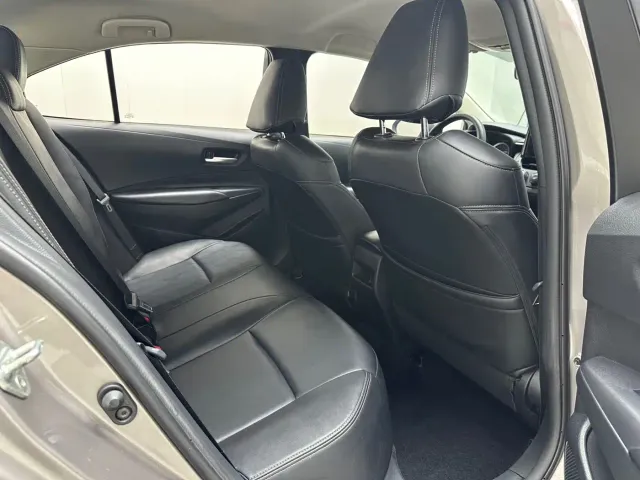 Toyota Corolla — Фото автомобиля 6