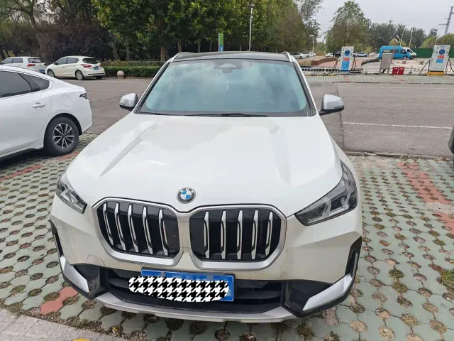 BMW X1 — Фото автомобиля 2