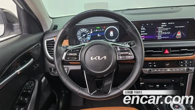 Kia Seltos — Фото автомобиля 19